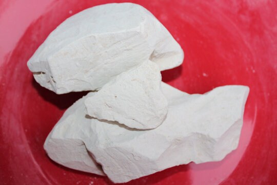Edible Ukraine yellow Clay == 200 GM