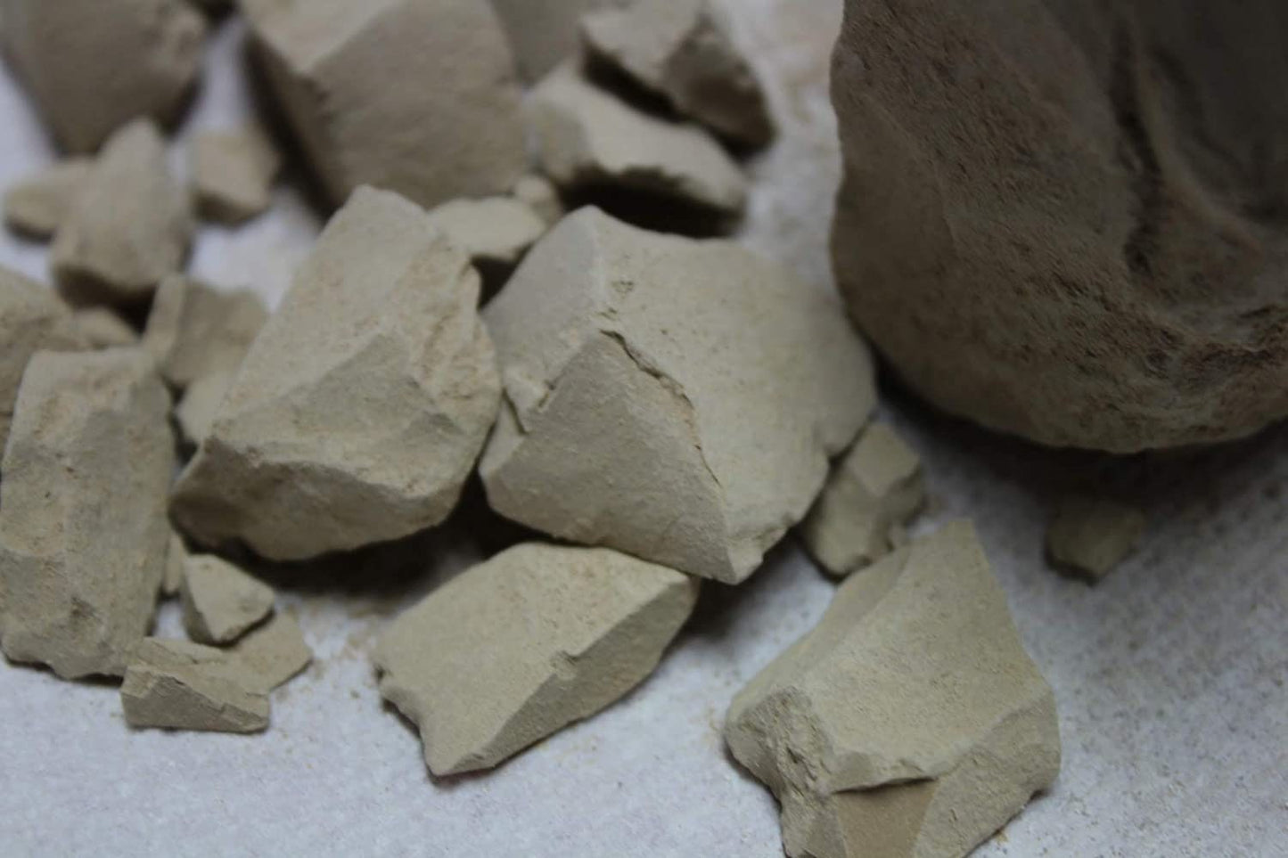 Edible Turkestan Yellow Clay == 200 GM Limited stock- Not for free sample)