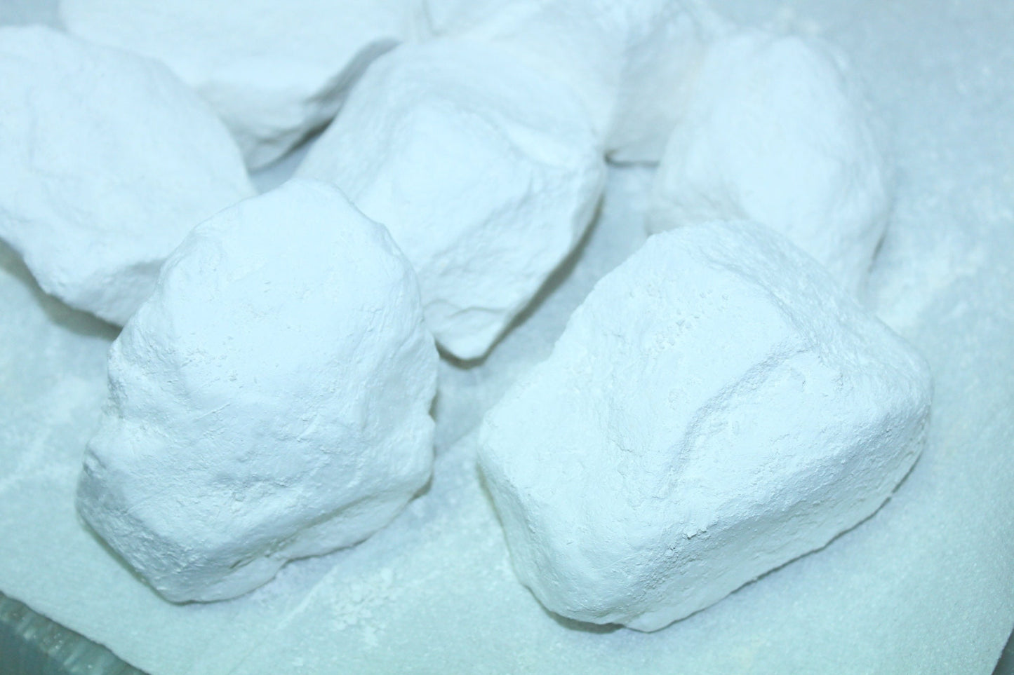 Edible DACHNY(DACHY) Chalk == 200 GM