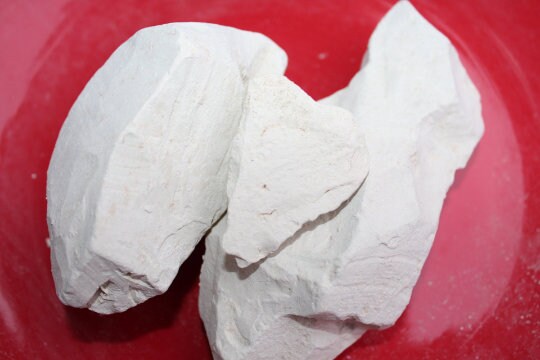 Edible Ukraine yellow Clay == 200 GM