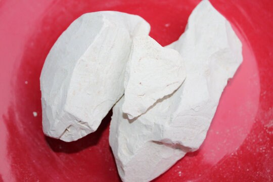 Edible Ukraine yellow Clay == 200 GM