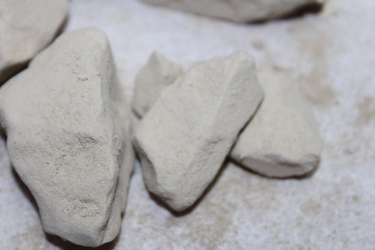 Edible Turkestan White Clay == 200 GM (Limited stock- Not for free sample)
