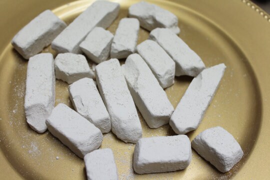 Edible Sawn Vasipole Chalk  == 200 GM