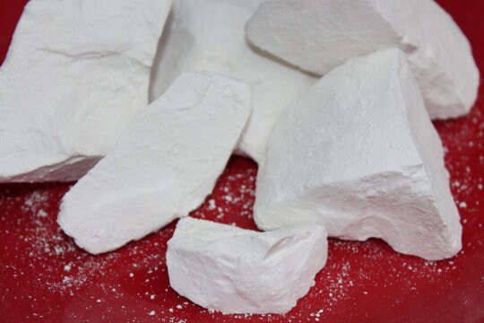 Edible Sphere Chalk == 200 GM