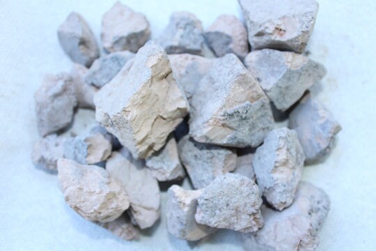 Gritty and Crunchy Roasted Nakumat Clay--- 200 gm