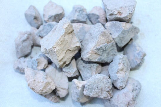Gritty and Crunchy Roasted Nakumat Clay--- 200 gm