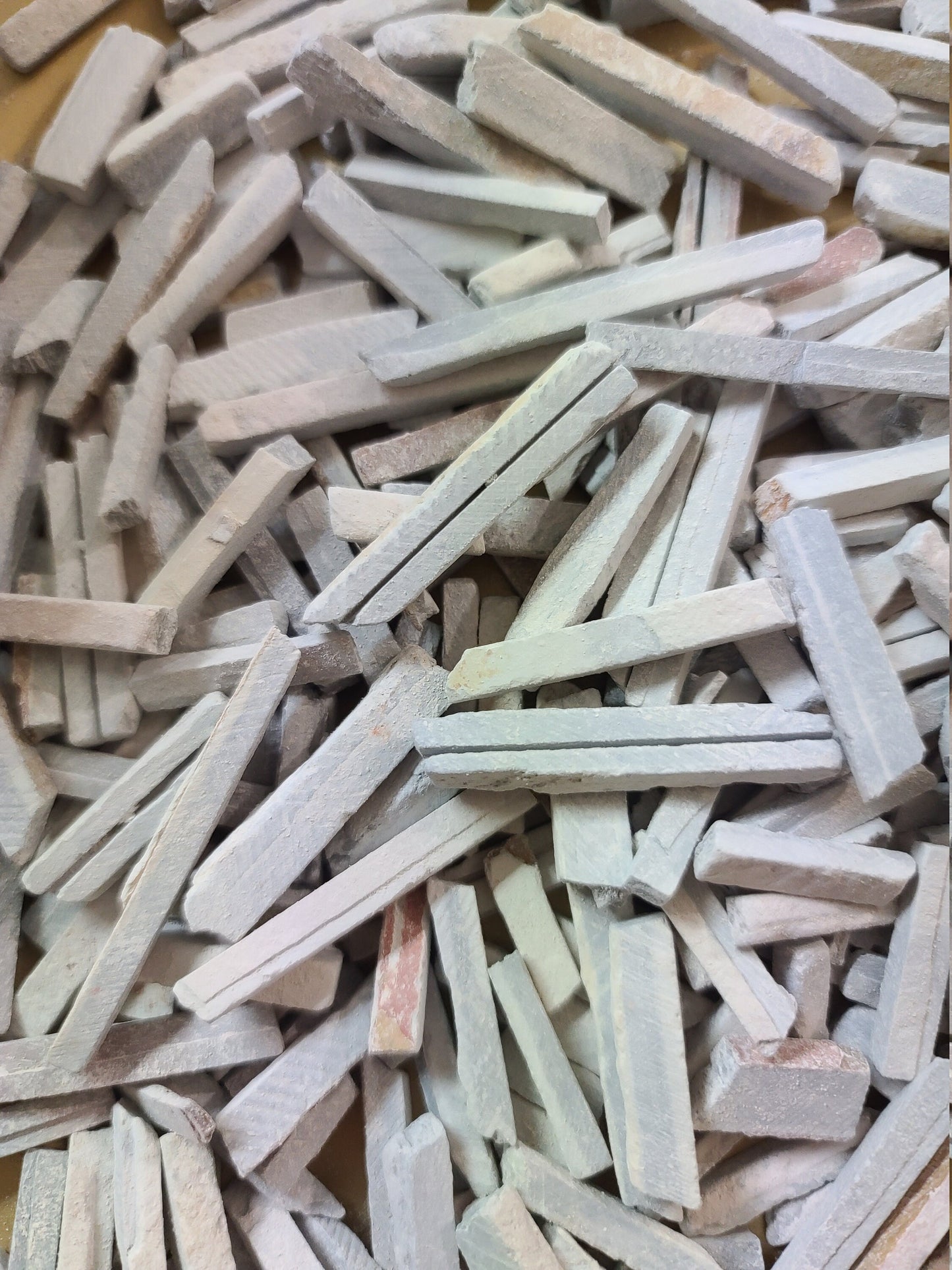 Broken Black Slate Pencils (Limited Stock) -- > 450 gm