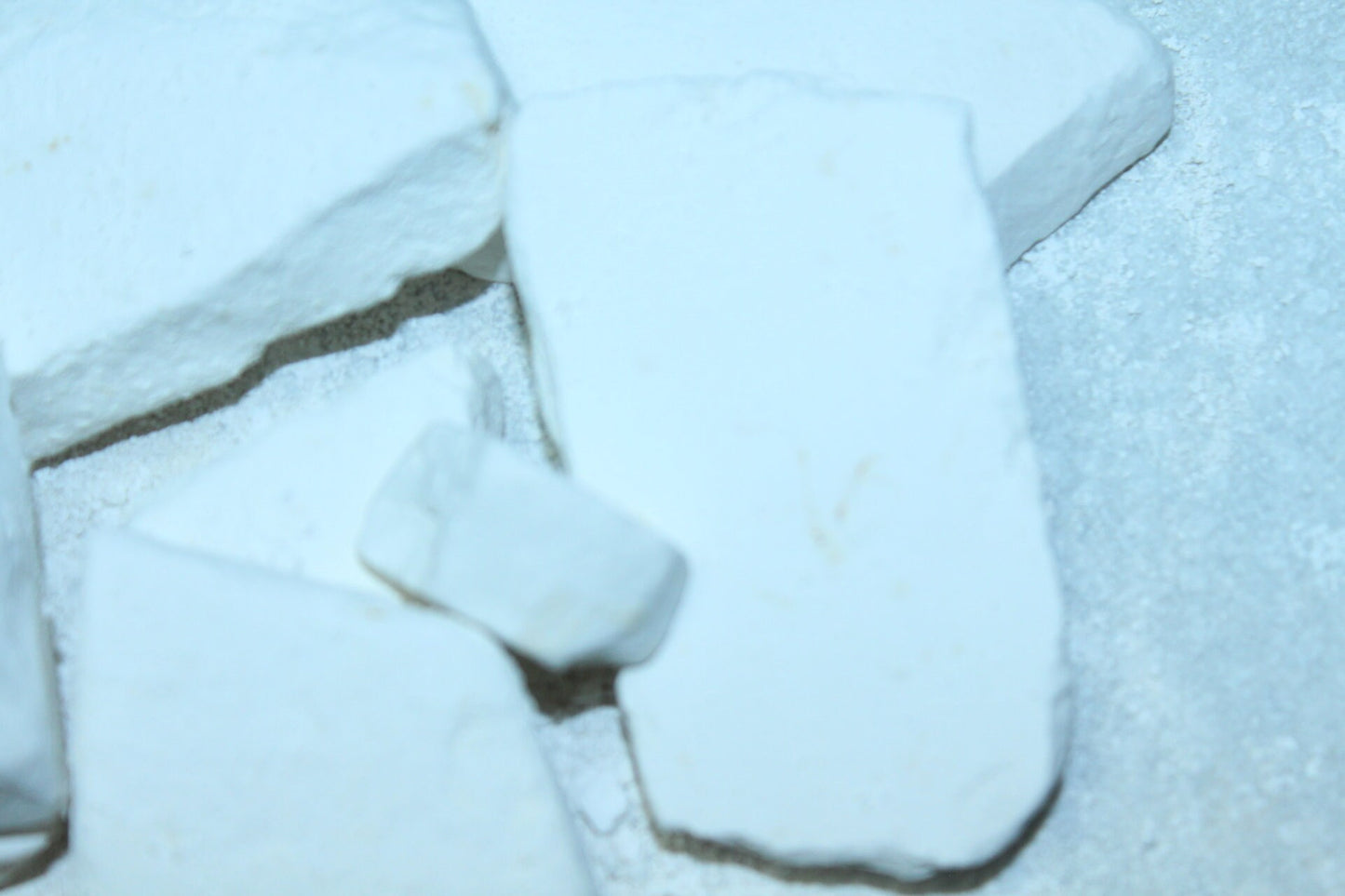 Edible AKBULAK Chalk Plates == 200 GM