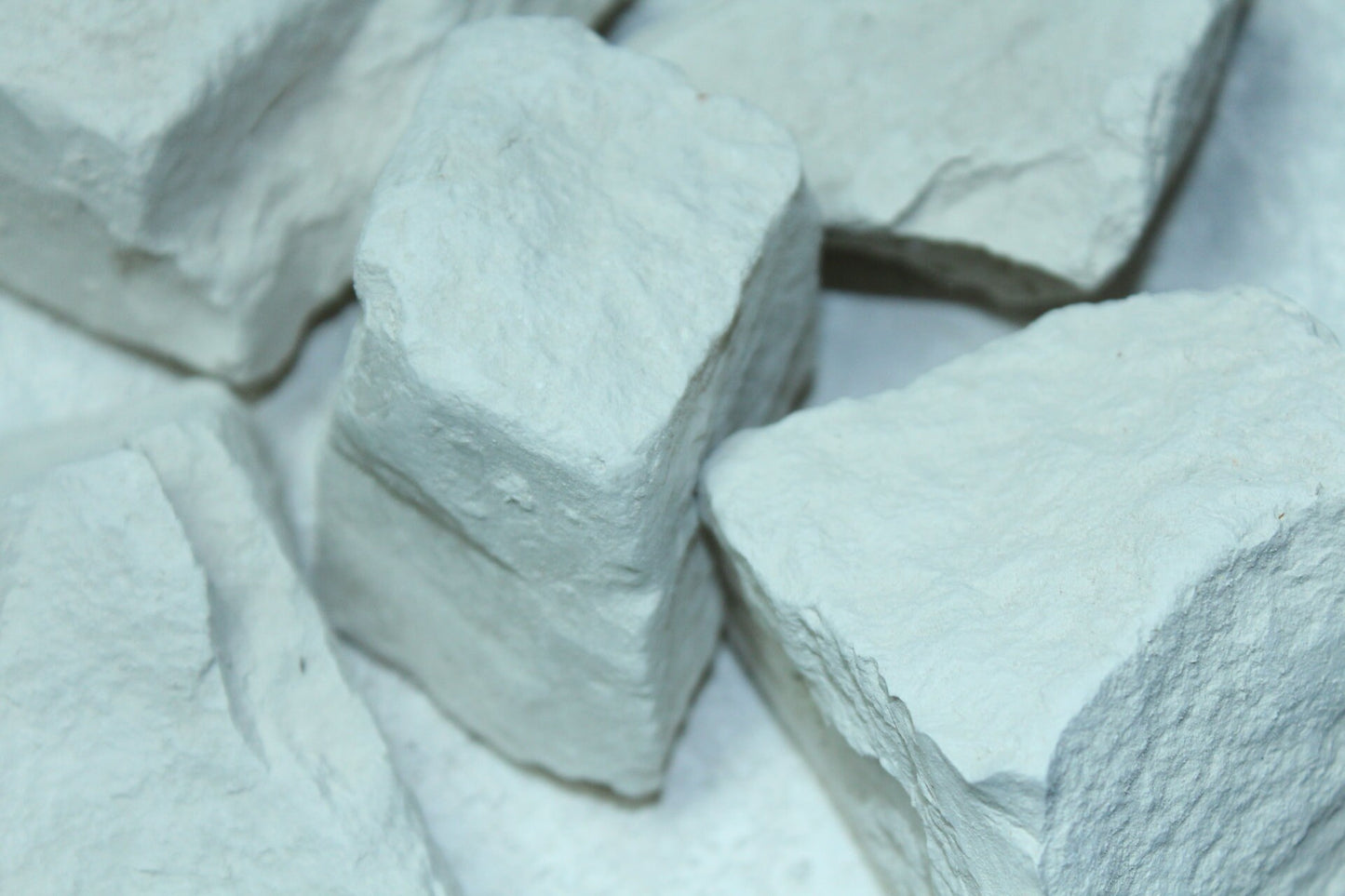 Edible MONOLIT Chalk== 300 GM