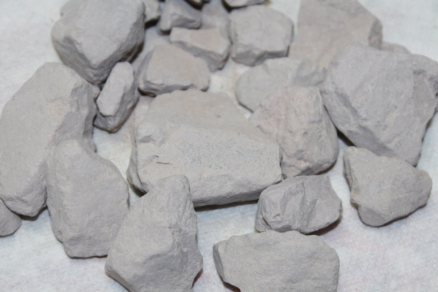 Edible Strawberry Clay === 200 GM