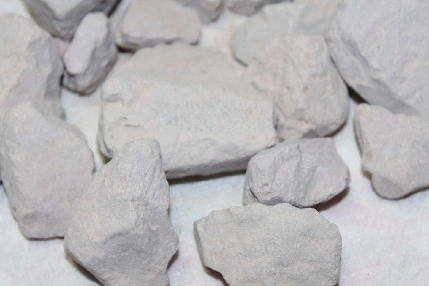 Edible Strawberry Clay === 200 GM