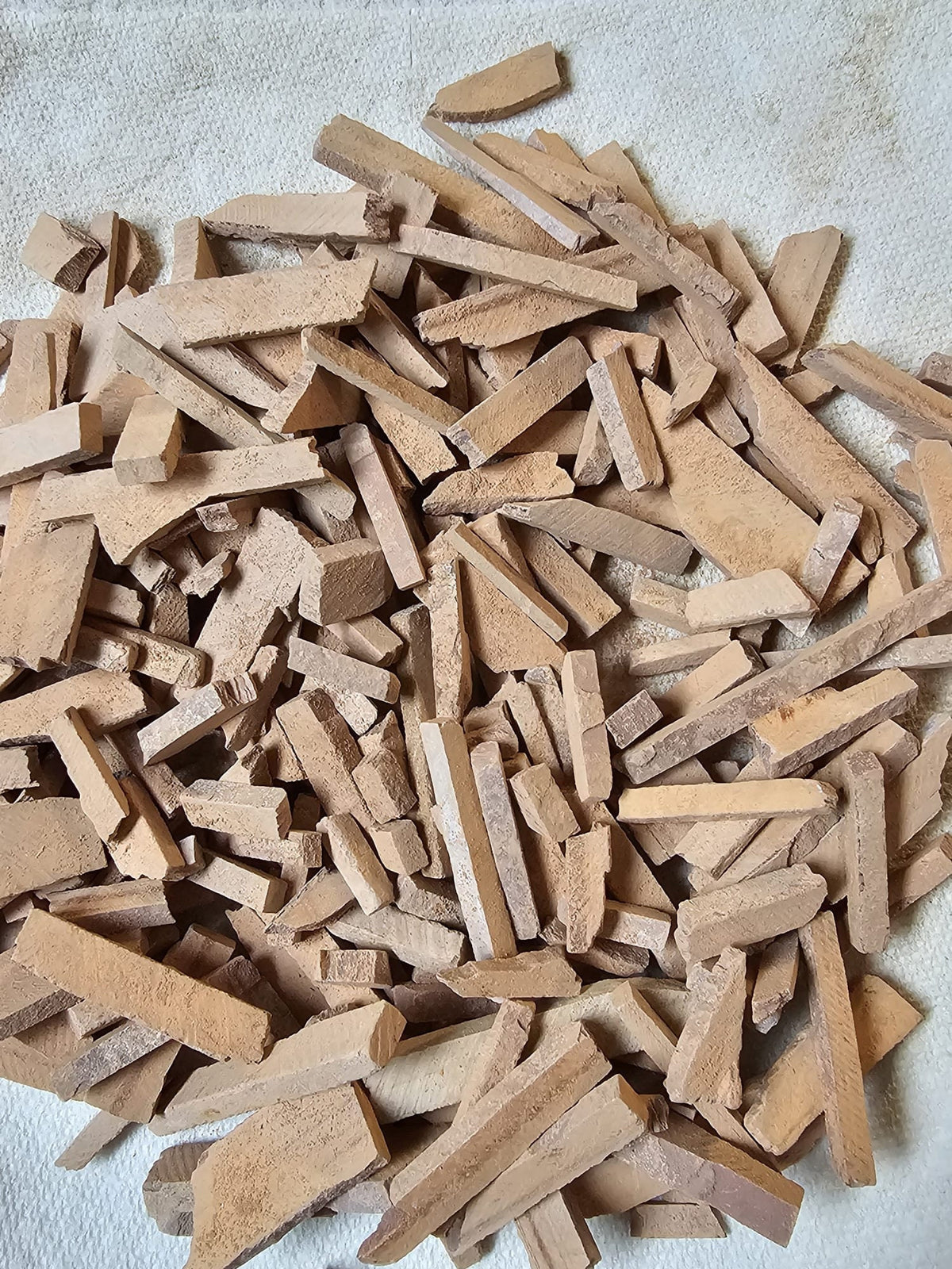 Limited Time BEST Deal :  Broken Indian Red flat slate bars - 2 KG