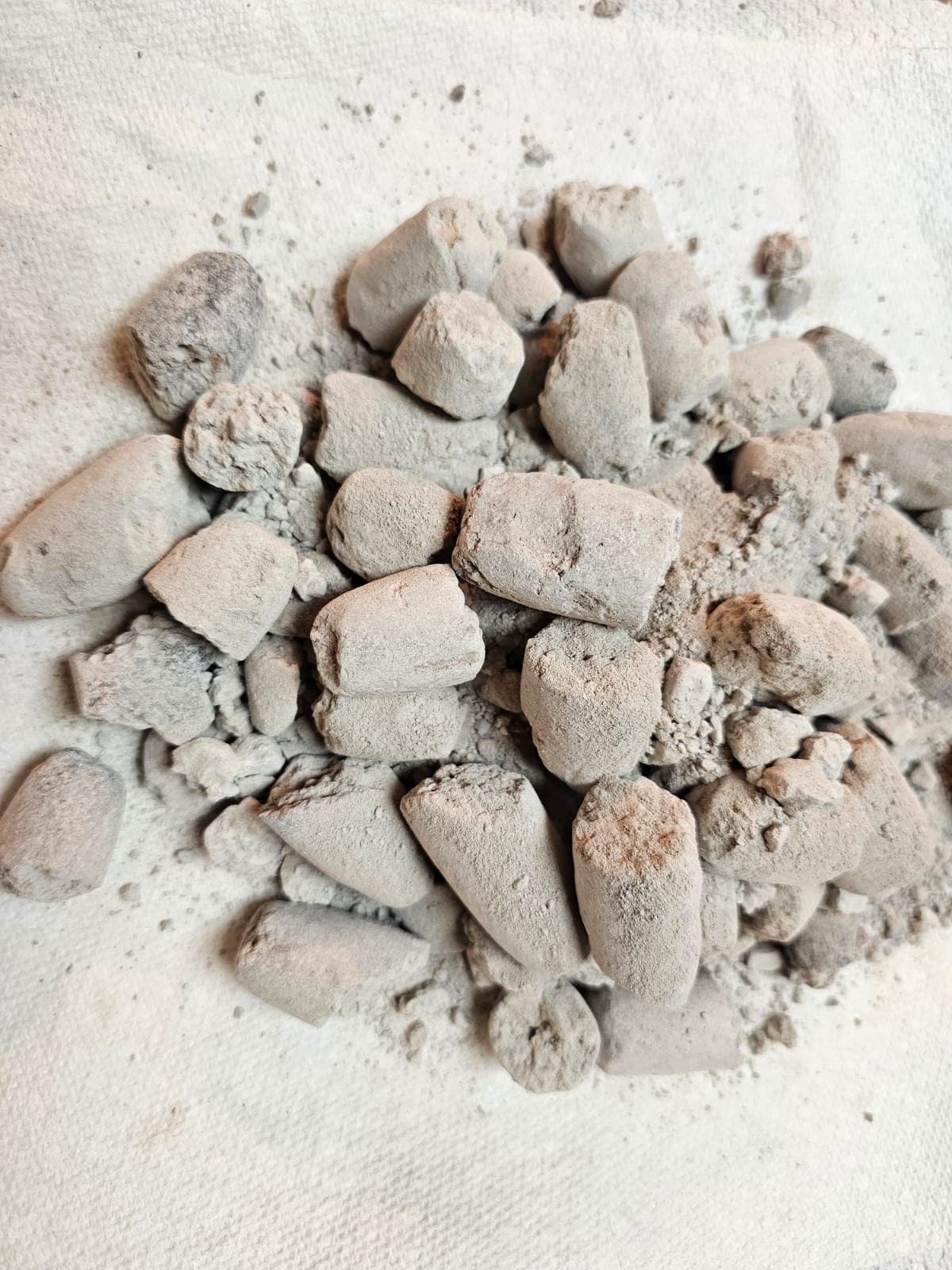 Limited Time BEST Deal :  Broken Roasted Ayilo Clay - 2 KG