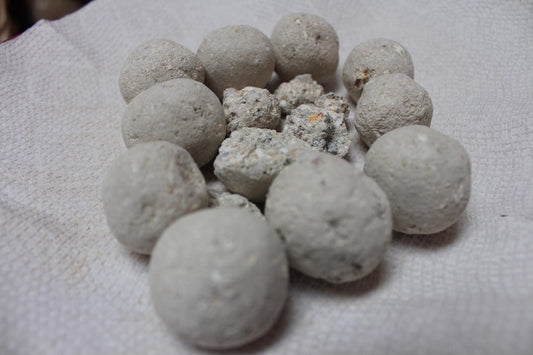 White Khadi Balls - 200 gm