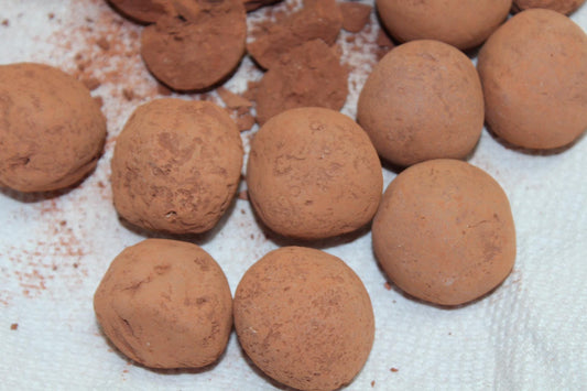 Red Khadi Balls - 200 gm