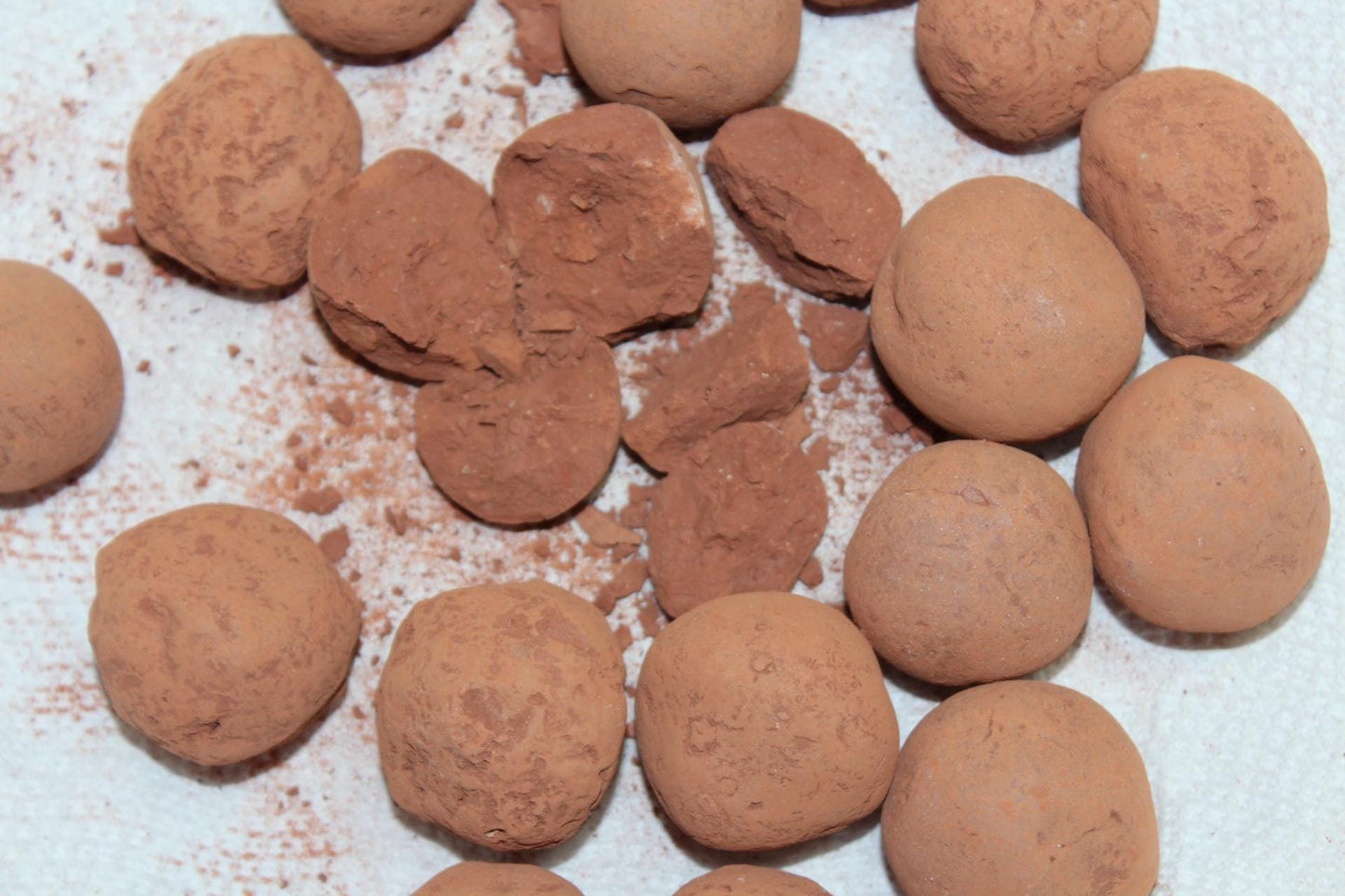 Red Khadi Balls - 200 gm